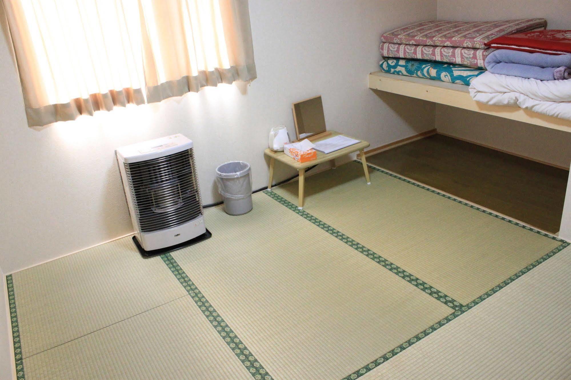 Hotel Minshuku Akiba à NakaNakafurano Extérieur photo